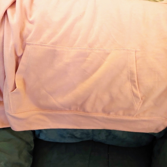 Express Sweater - Picture 4 of 4